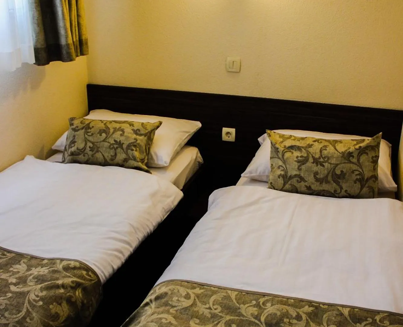 Mobile Home Palma Drage 0*,